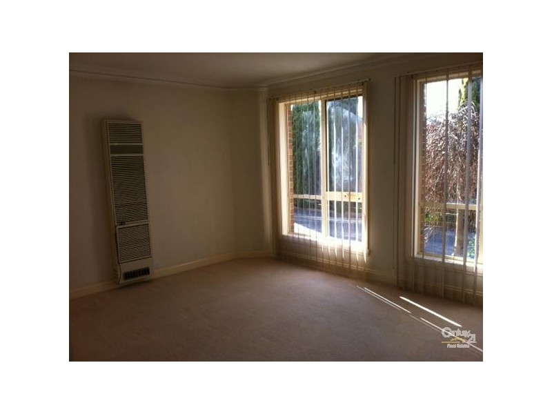 4/70 KOROROIT CREEK ROAD, Williamstown VIC 3016