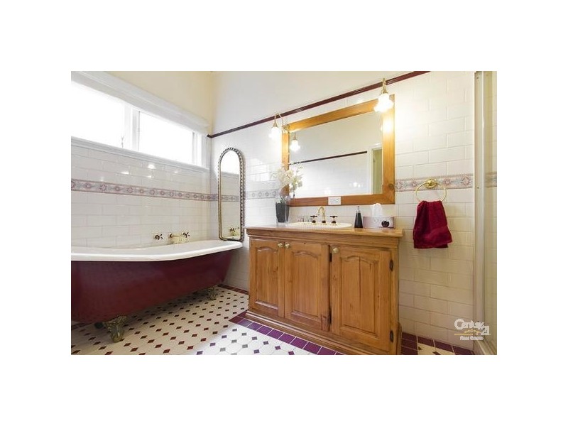 13 ELIZA CLOSE, Williamstown VIC 3016