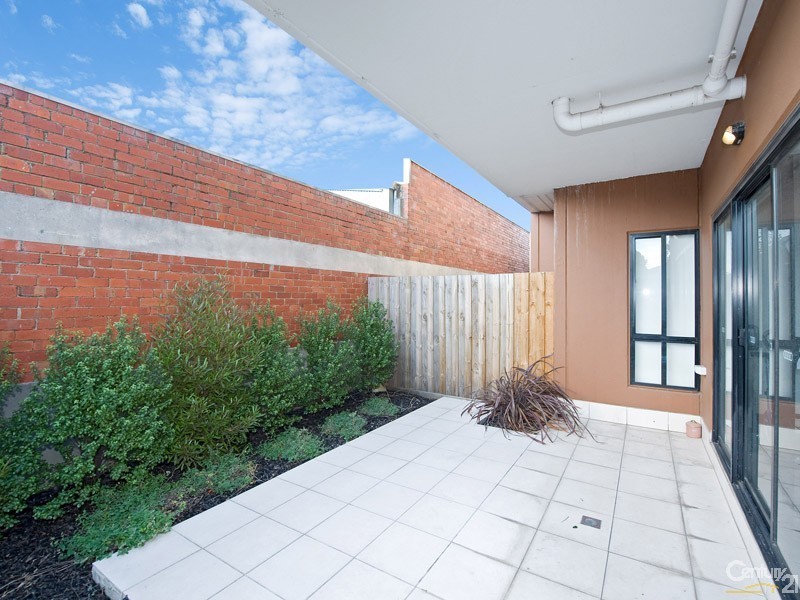 7/13 Logie Street, Oakleigh VIC 3166