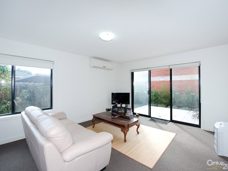 7/13 Logie Street, Oakleigh VIC 3166