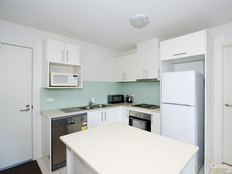 7/13 Logie Street, Oakleigh VIC 3166