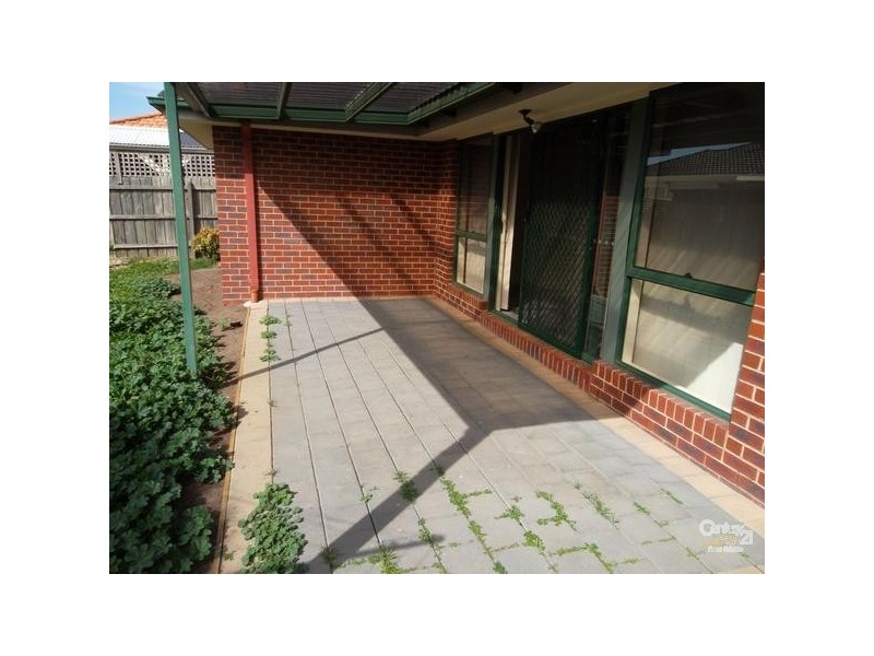 13 HARICOT CRT, Seabrook VIC 3028