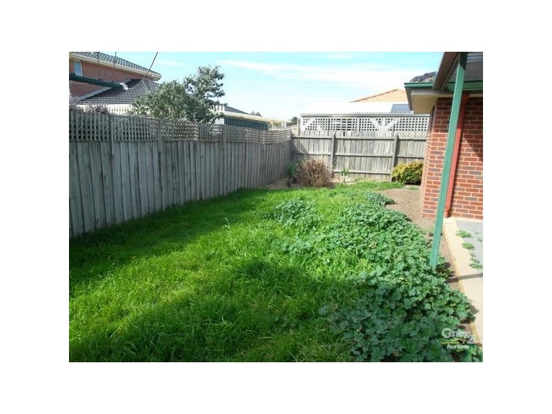 13 HARICOT CRT, Seabrook VIC 3028