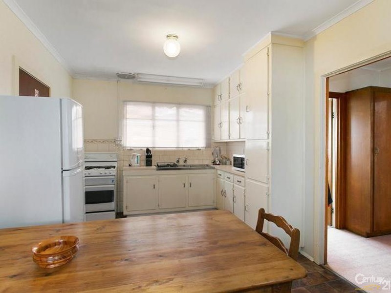 1/12 Williams Road, Laverton VIC 3028