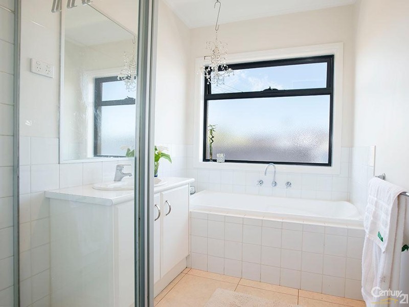 18 Walter Street, Williamstown North VIC 3016