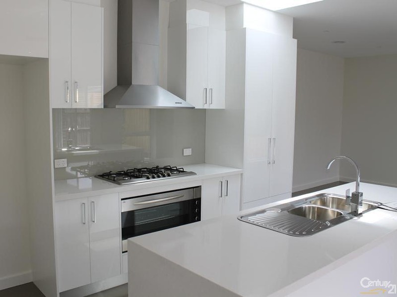 3/131 Woods st, Newport VIC 3015