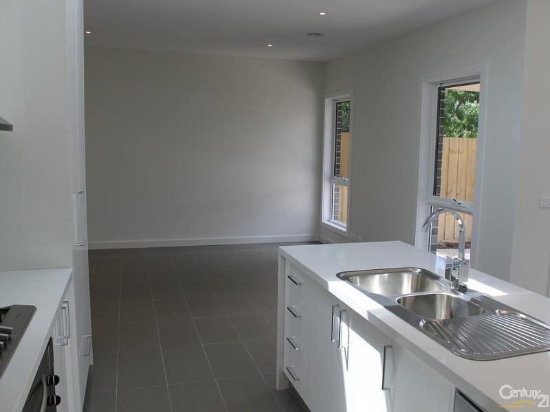 3/131 Woods st, Newport VIC 3015