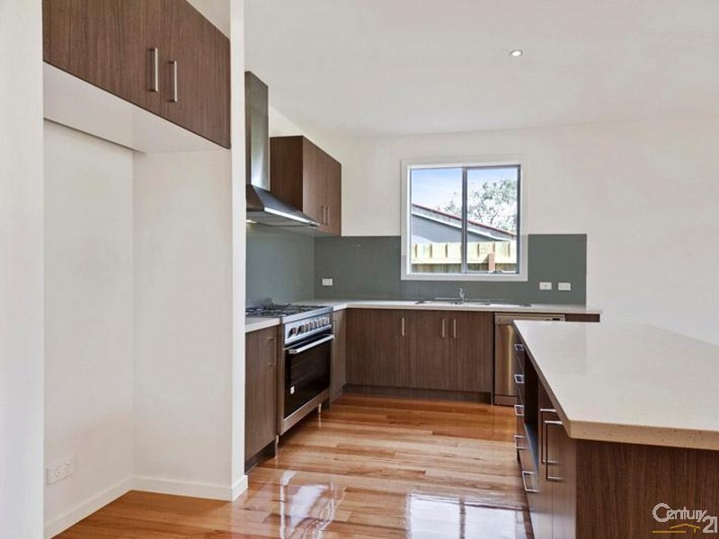 8 Hearn Street, Altona North VIC 3025