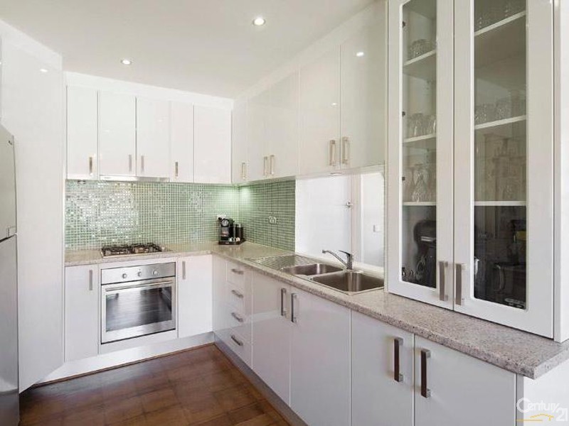 1/30 Mitchell Avenue, Altona North VIC 3025