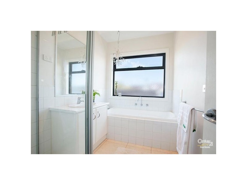 18 WALTER STREET, Williamstown VIC 3016