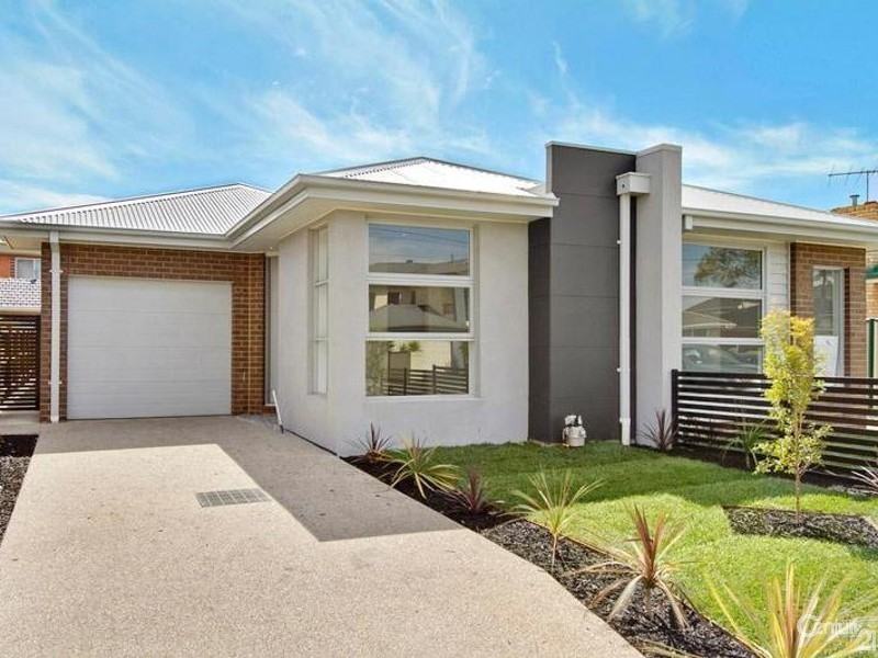 8 Hearn Street, Altona North VIC 3025