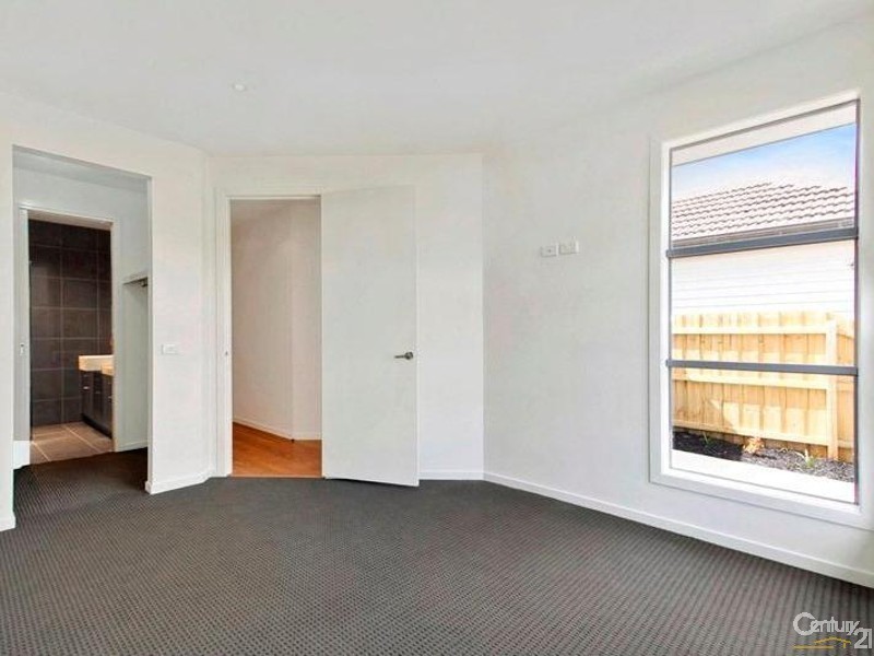 8 Hearn Street, Altona North VIC 3025