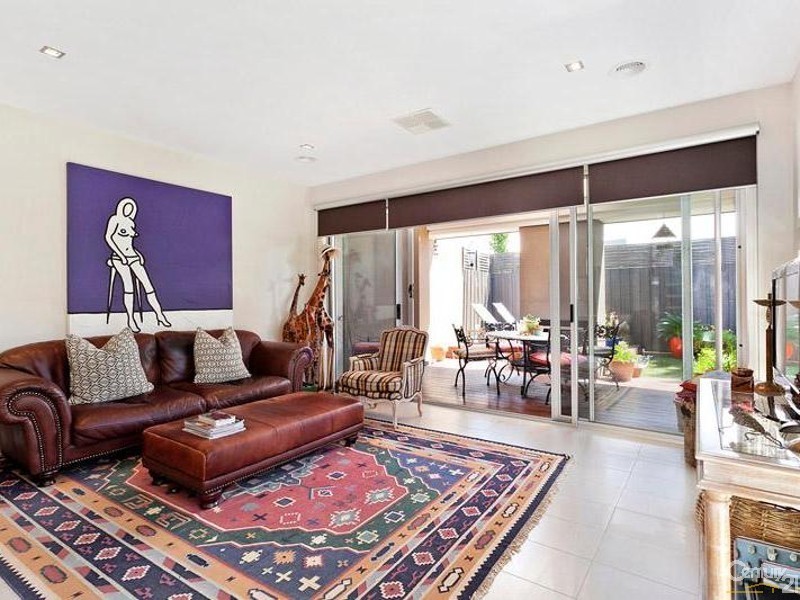 28 Monmouth Street, Newport VIC 3015