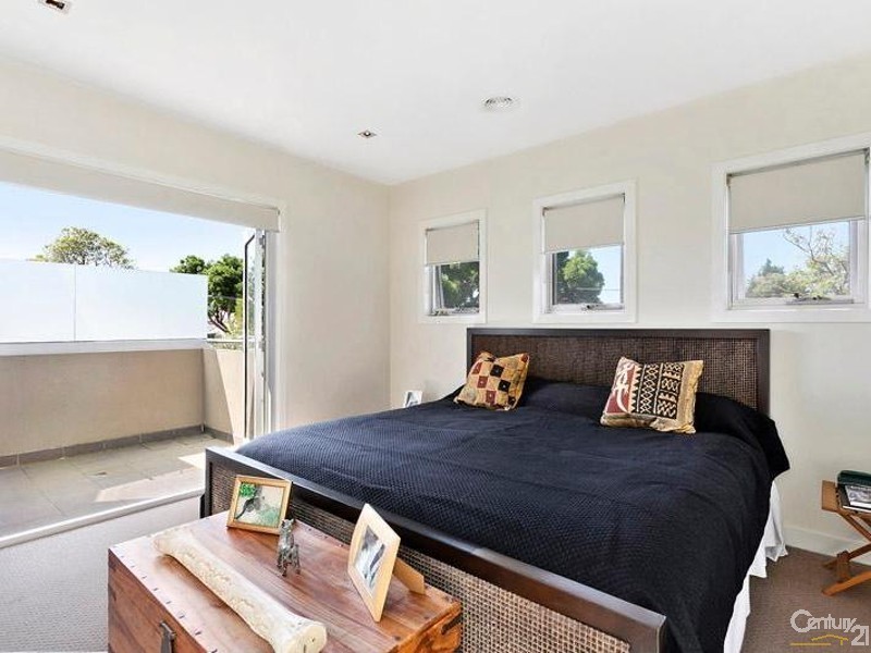 28 Monmouth Street, Newport VIC 3015