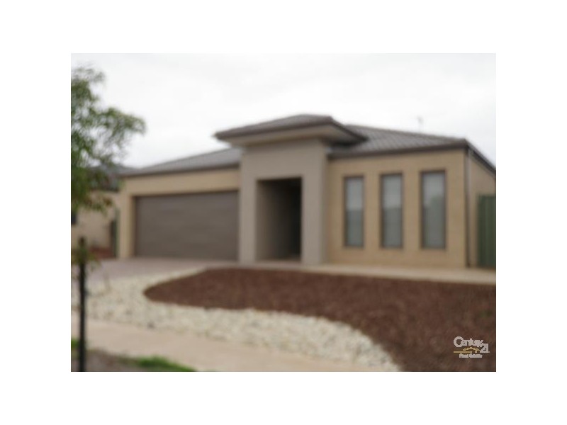 41 Amesbury Avenue, Wyndham Vale VIC 3024