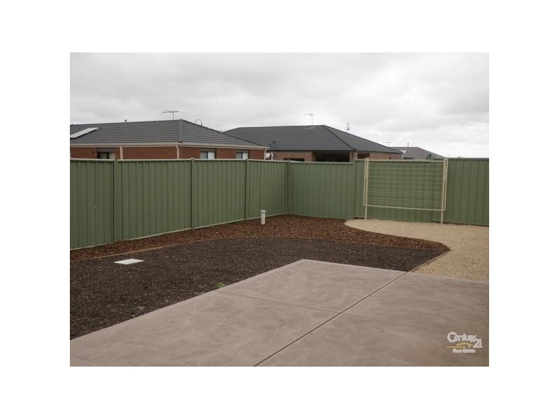 41 Amesbury Avenue, Wyndham Vale VIC 3024