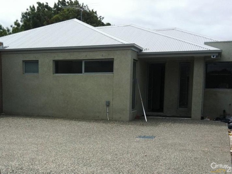 3/4 Laurie Street, Newport VIC 3015