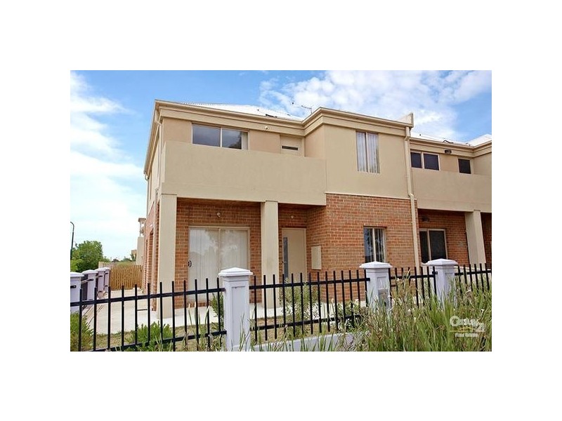 15 SUNNY LANE, Point Cook VIC 3030