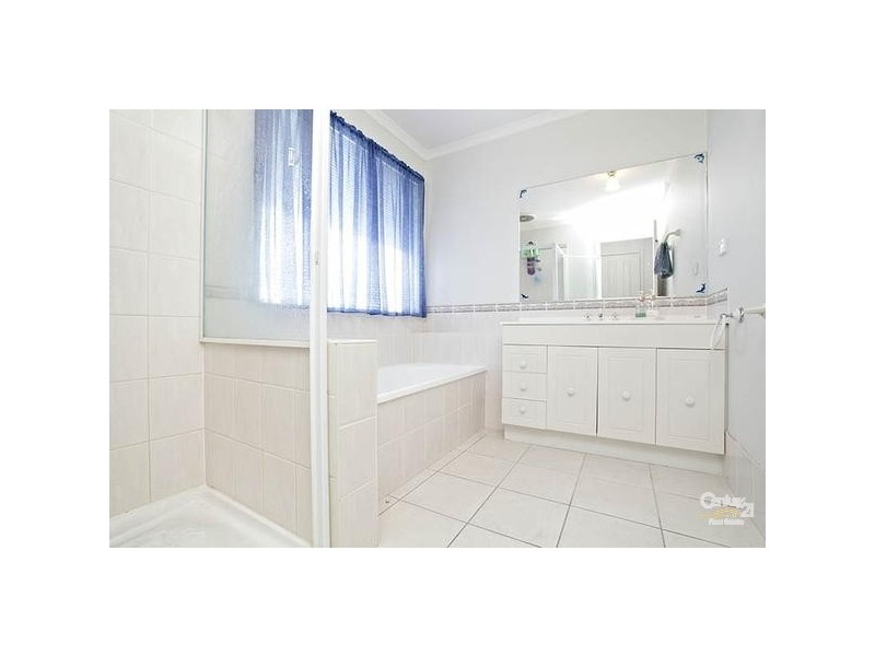 24 DALKEITH DRIVE, Point Cook VIC 3030