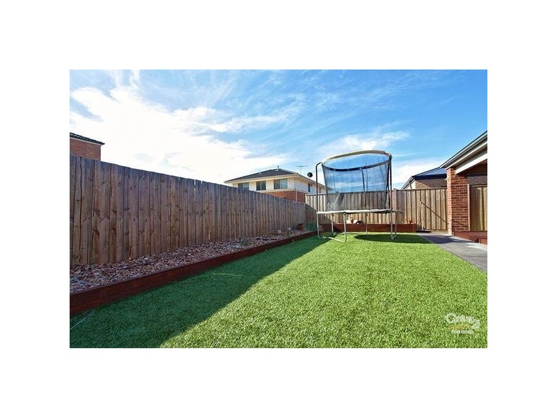 31 TAMBORINE AVE, Point Cook VIC 3030