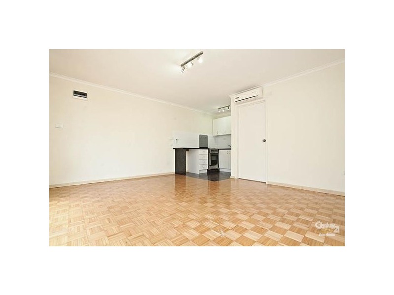 1/31 DOVER ROAD, Williamstown VIC 3016