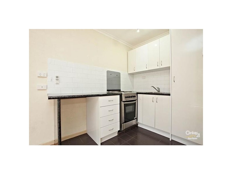 1/31 DOVER ROAD, Williamstown VIC 3016
