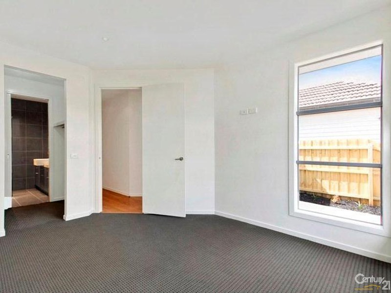 8 Hearn Street, Altona North VIC 3025