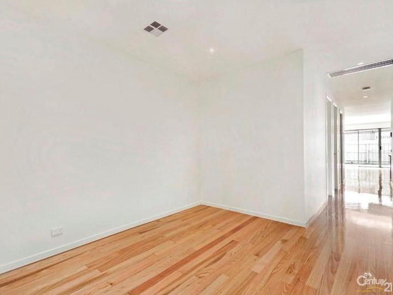 8 Hearn Street, Altona North VIC 3025