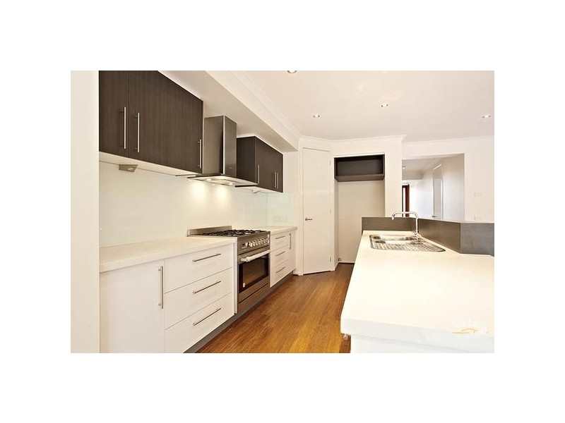 3/31 MAY GIBBS CIRCLE, Point Cook VIC 3030