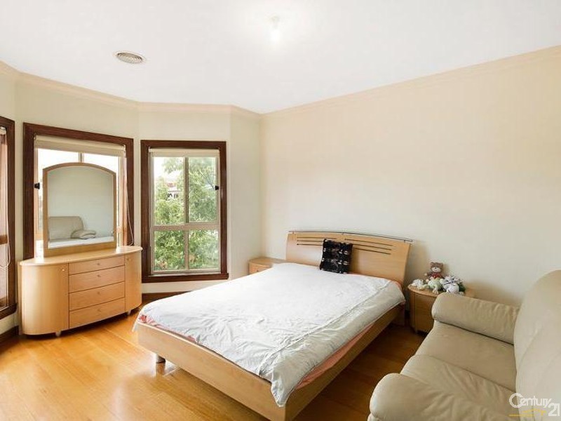 277 Melbourne Road, Newport VIC 3015