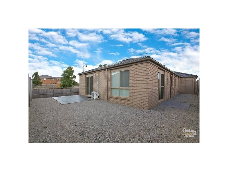 98 YURUGA BLV, Point Cook VIC 3030