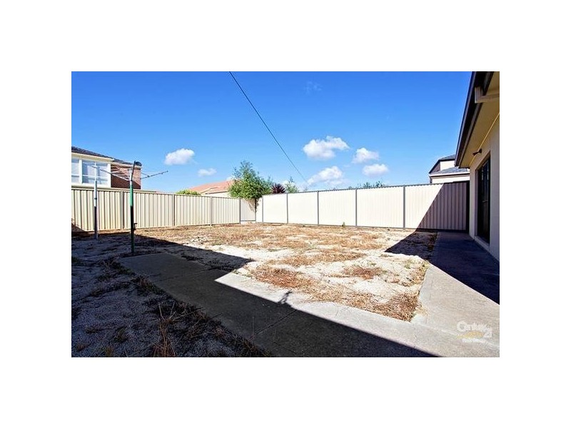 83 HEMSLEY PROM, Point Cook VIC 3030