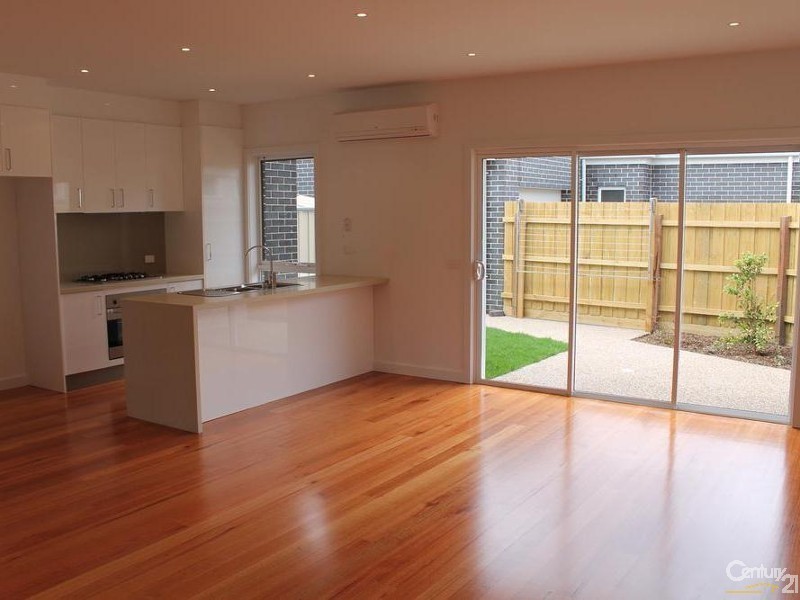 2/131 Woods street, Newport VIC 3015