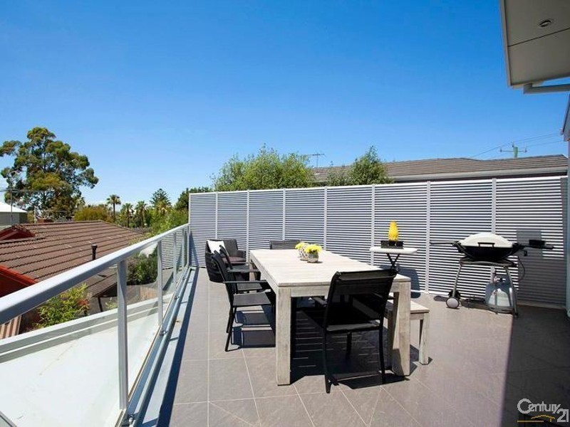13 Holland Court, Newport VIC 3015