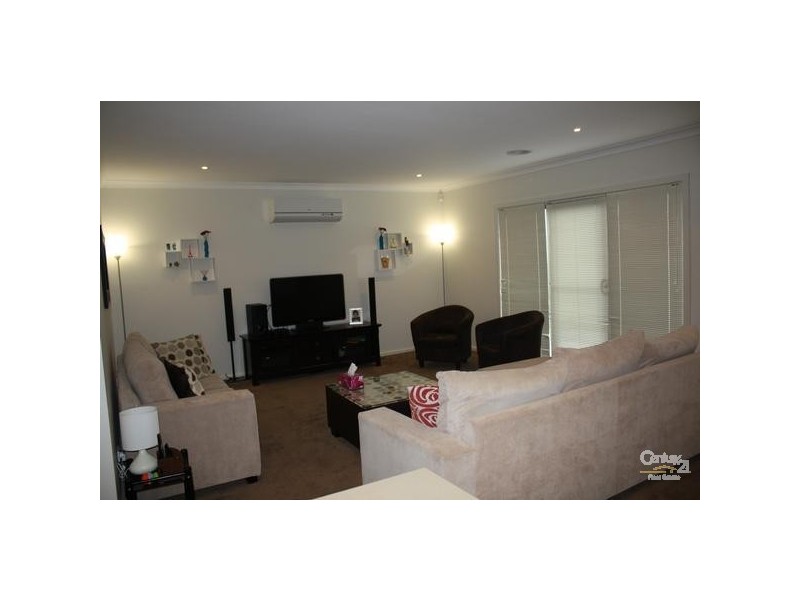 299 BOARDWALK BLVD, Point Cook VIC 3030