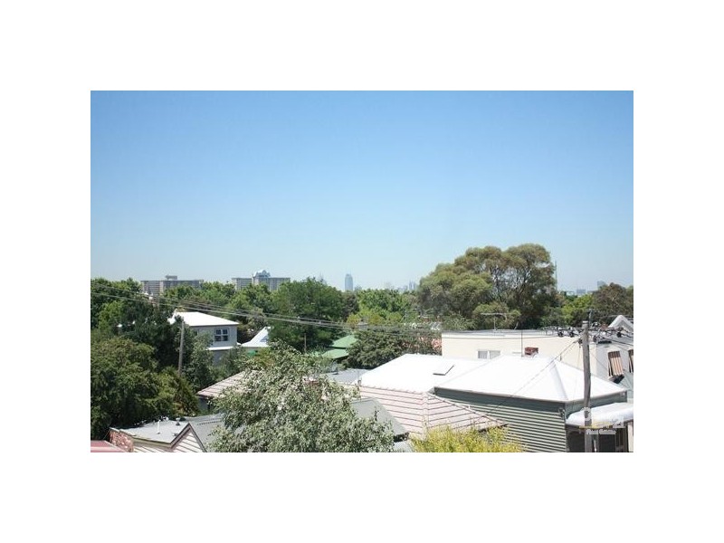 15/15 DOVER STREET, Flemington VIC 3031