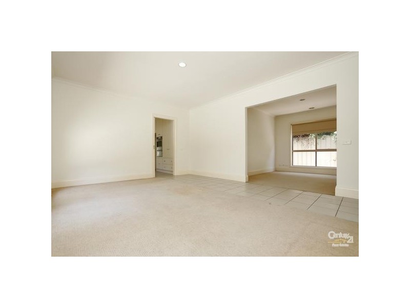 103 Chisholm Drive, Caroline Springs VIC 3023