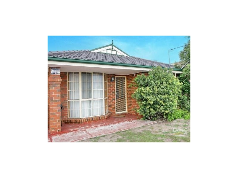 11 WOODYARD CRT, Altona Meadows VIC 3028