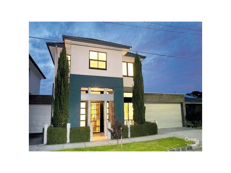 7 ADELINE STREET, Williamstown VIC 3016