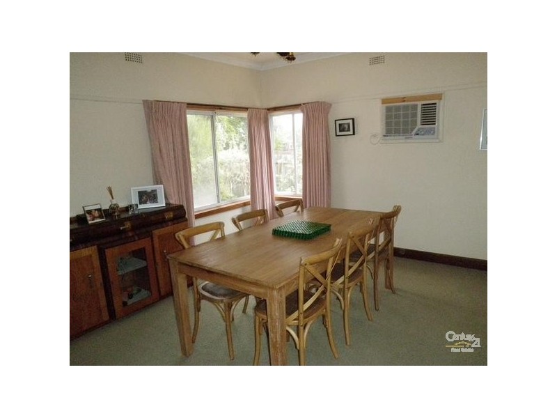 5 WOORAYL STREET, Hamlyn Heights VIC 3215
