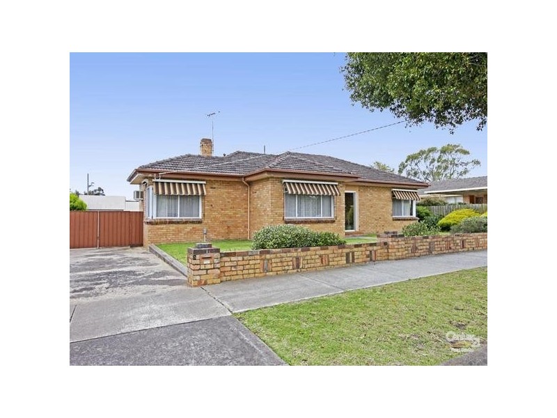 5 WOORAYL STREET, Hamlyn Heights VIC 3215