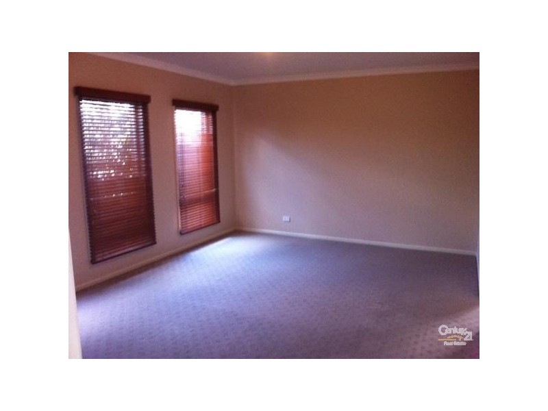 47 URBAN DRIVE, Williams Landing VIC 3027