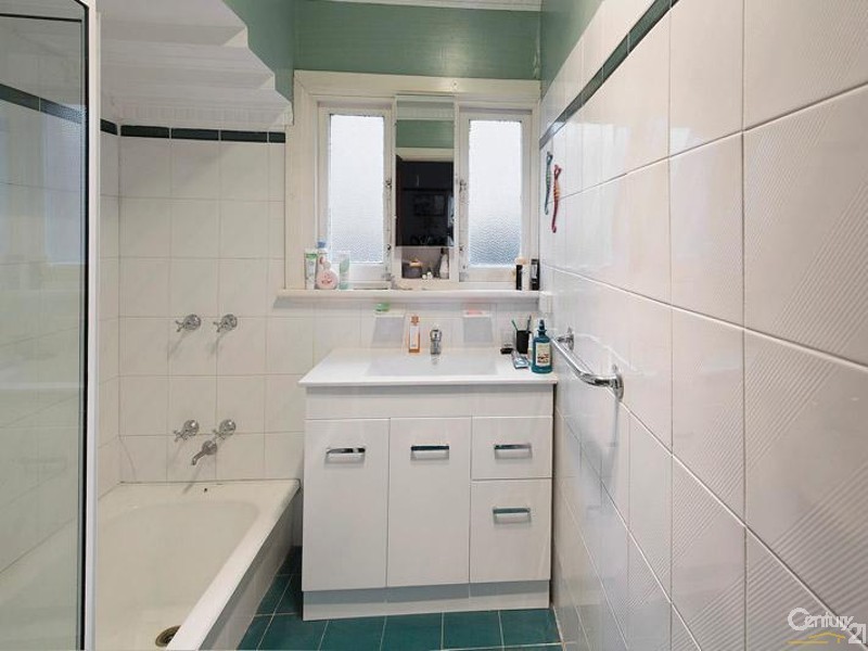 7  Maclean, Williamstown VIC 3016