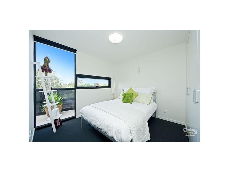 16/4 MASON STREET, Newport VIC 3015