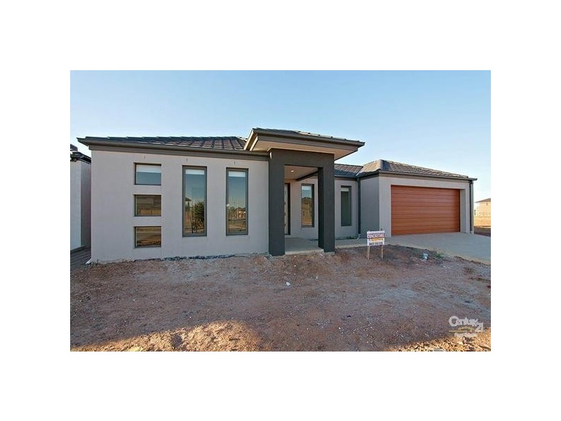 9 SPARTAN WAY, Williams Landing VIC 3027