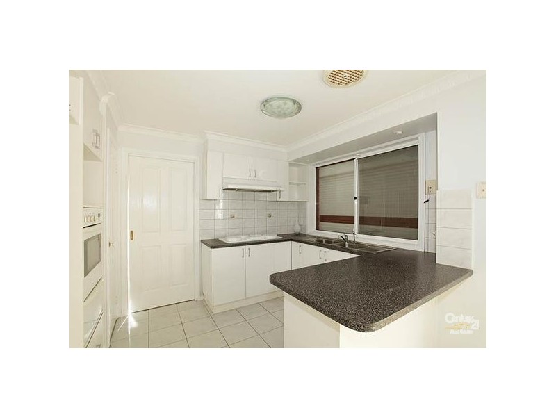 6 TRUMAN COURT, Altona Meadows VIC 3028