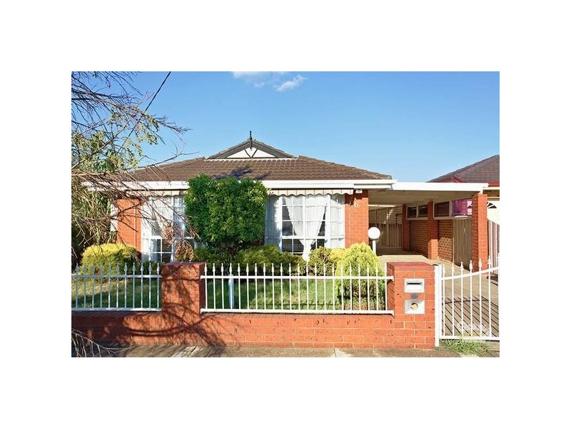 6 TRUMAN COURT, Altona Meadows VIC 3028