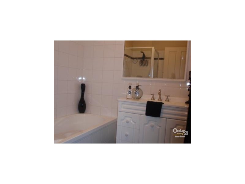 3/32 JEFFREY AVENUE, Altona North VIC 3025