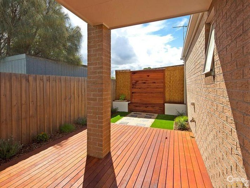 2/39 Laurie Street, Newport VIC 3015