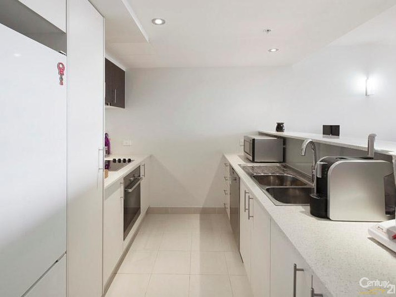 13/4 Mason Street, Newport VIC 3015